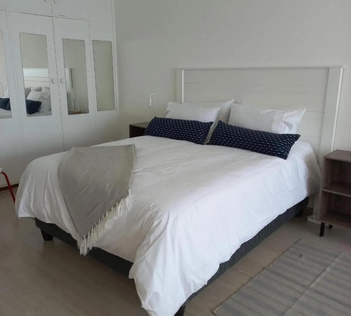 Mouille Grange 402 Sea View Apartment Cape Town